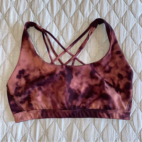 Victoriaβs Secret size. M Tie-dye sports bra - Picture 3 of 12